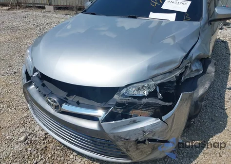 2016 Toyota Camry Le z USA, uszkodzony, nr VIN 4T1BF1FK7GU173891